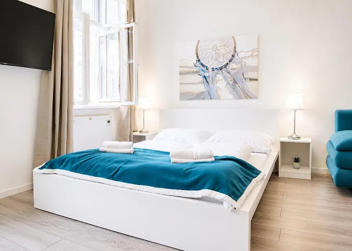 Modern In Wiener Stadthalle Area Apartamento Viena