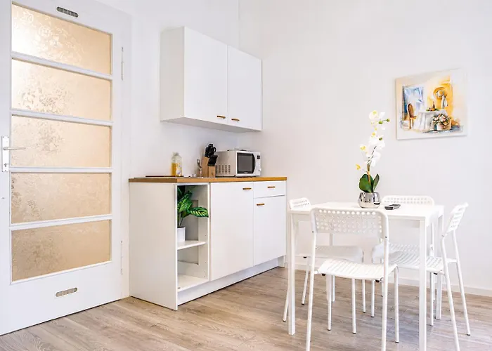 Modern In Wiener Stadthalle Area Apartamento *