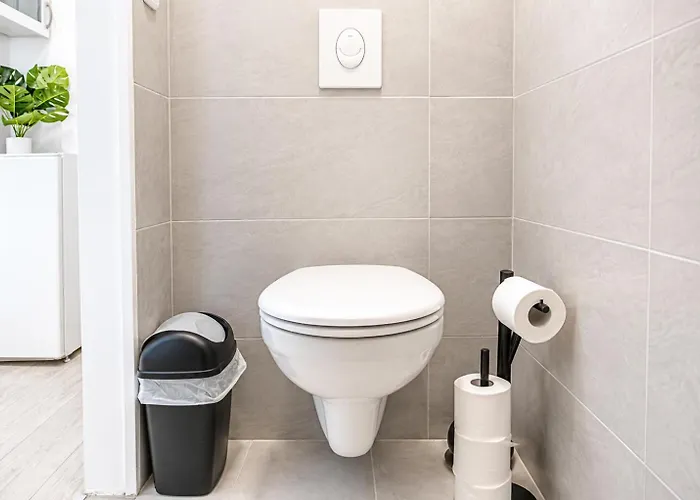 Apartamento Modern In Wiener Stadthalle Area Viena